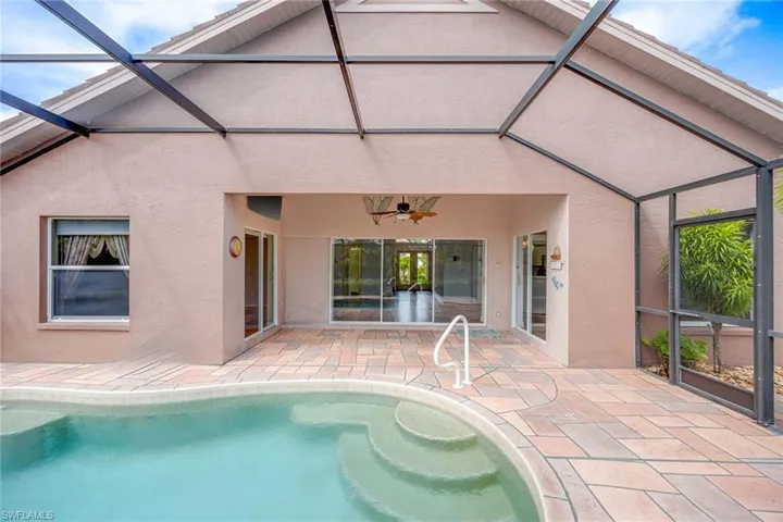 8460  Indian Wells  WAY, Naples, FL 34113