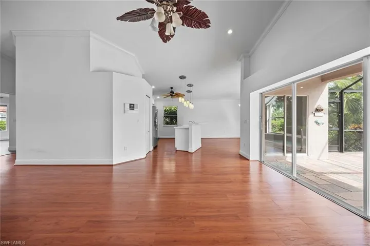 8460  Indian Wells  WAY, Naples, FL 34113