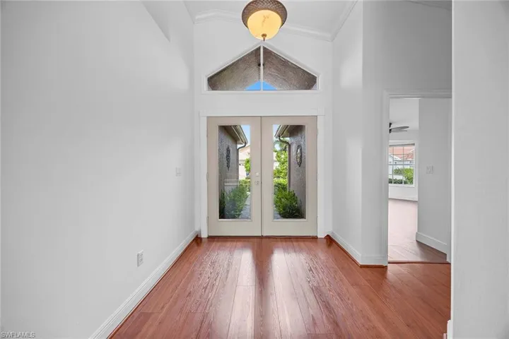 8460  Indian Wells  WAY, Naples, FL 34113
