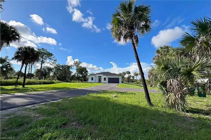 3335 16th Ave Se, Naples, Florida 34117
