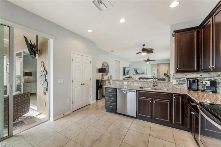 Pantry and Plenty of Cabinet Space