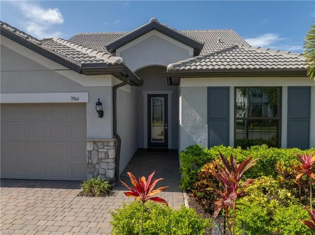 3944 Black Eagle Ln, Fort Myers, Florida 33966