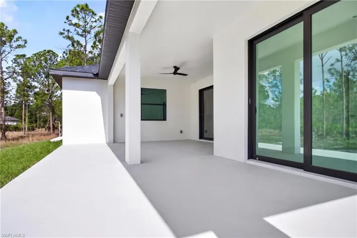 4232 31st Ave Ne, Naples, Florida 34120