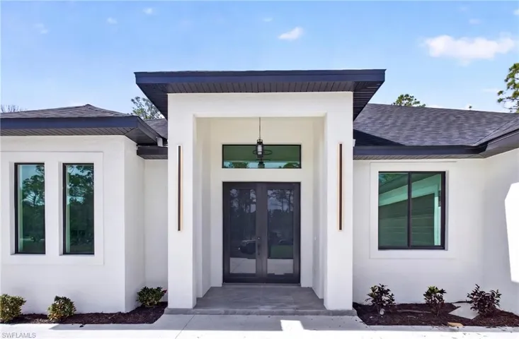 4232 31st Ave Ne, Naples, Florida 34120