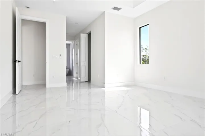 4232 31st Ave Ne, Naples, Florida 34120