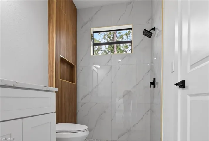 guest bath 2