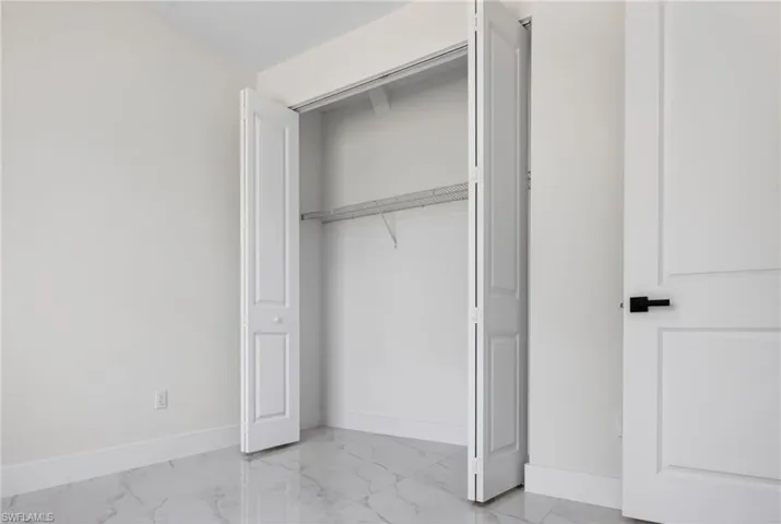 guest bedroom 2 closet