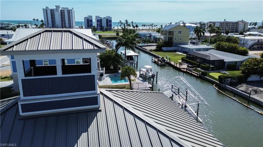 189 Curlew St, Fort Myers Beach, Florida 33931