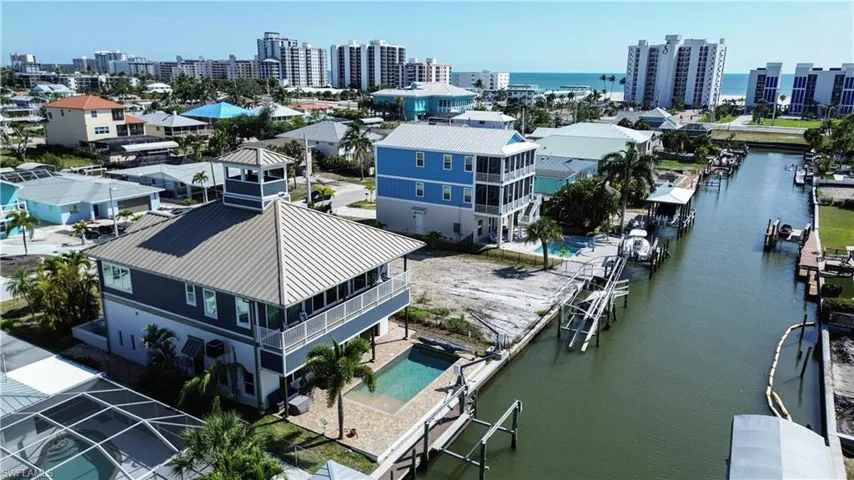 189 Curlew St, Fort Myers Beach, Florida 33931