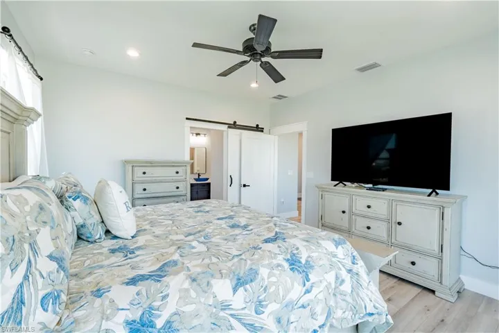 189 Curlew St, Fort Myers Beach, Florida 33931