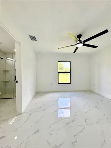 670  CHEMSTRAND E ST, Lehigh Acres, FL 33974