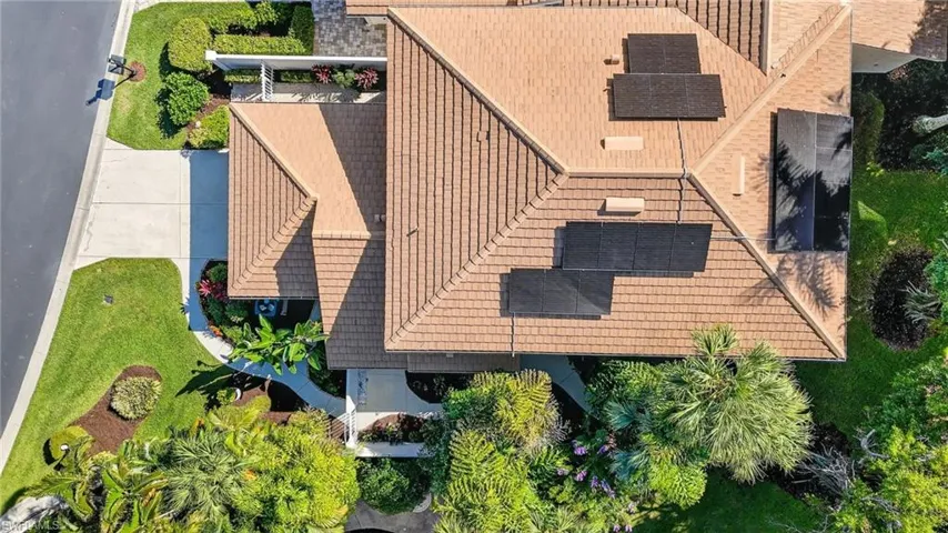 2193 Paget Cir, Naples, Florida 34112