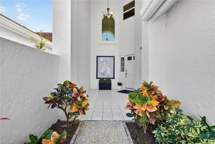 2193 Paget Cir, Naples, Florida 34112