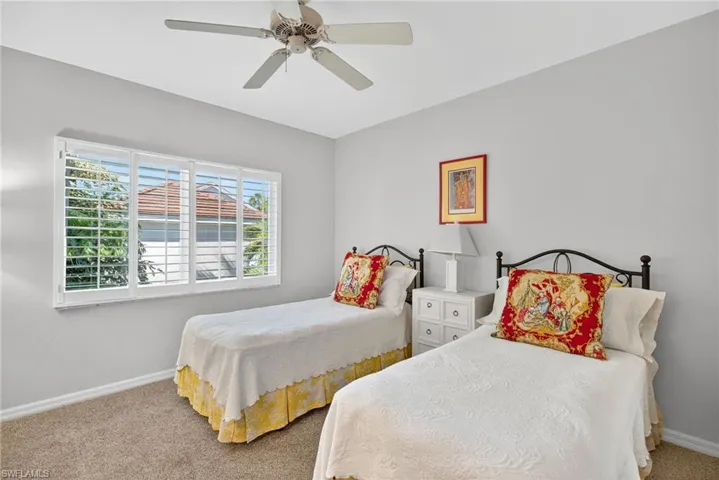 2193 Paget Cir, Naples, Florida 34112