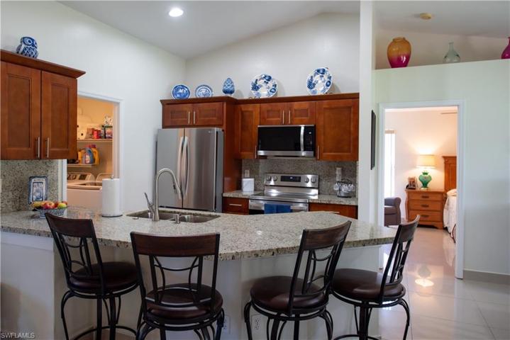 4024 SW 16  PL, Cape Coral, FL 33914
