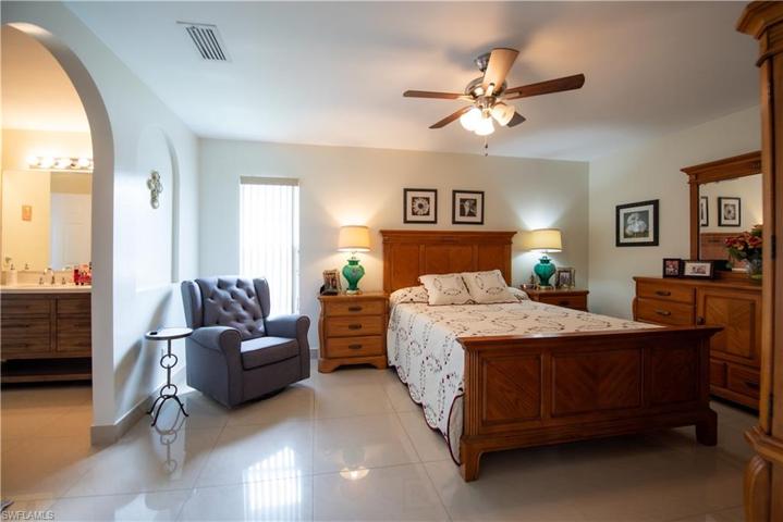 4024 SW 16  PL, Cape Coral, FL 33914