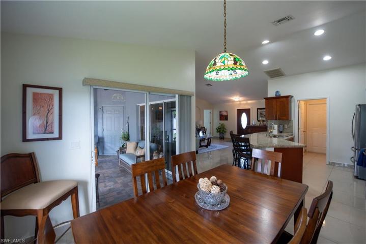 4024 SW 16  PL, Cape Coral, FL 33914