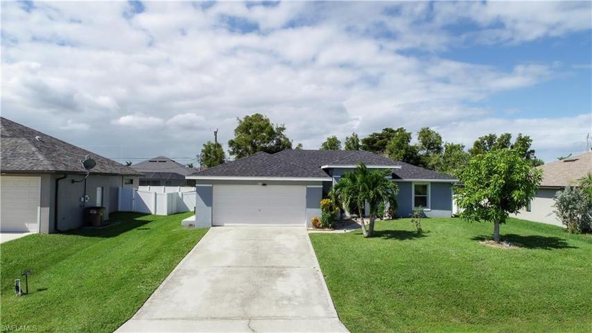 4024 SW 16  PL, Cape Coral, FL 33914