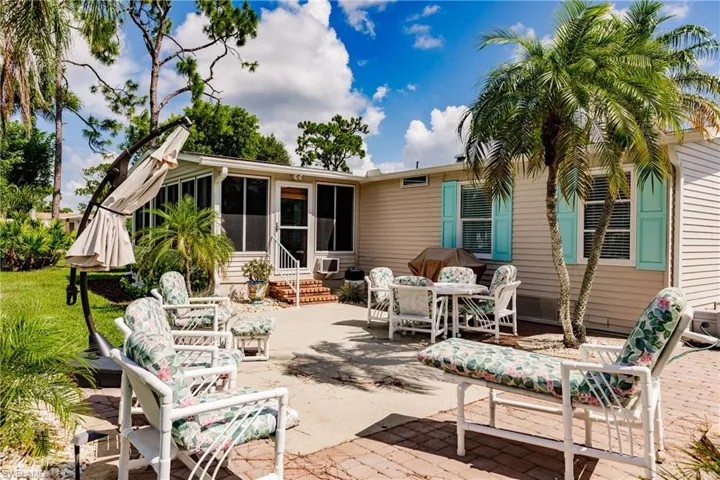 10083  Broken Woods  CT, North Fort Myers, FL 33903