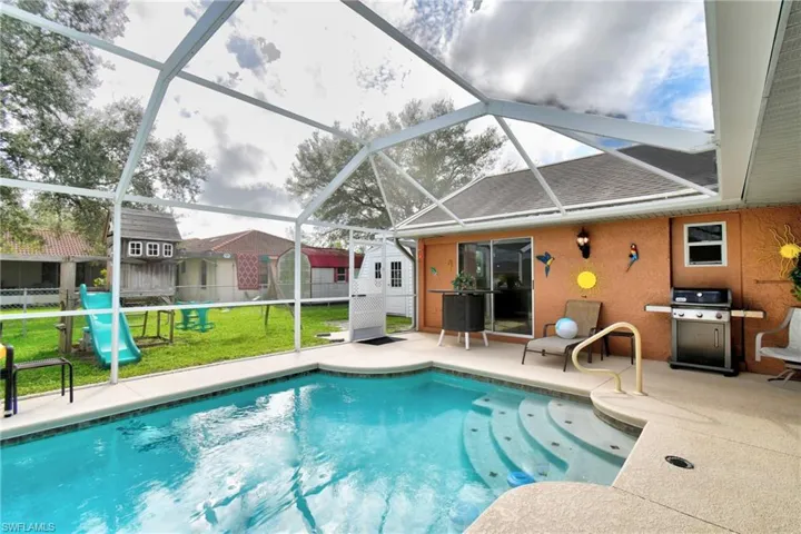 622 Weston Rd, Lehigh Acres, Florida 33936