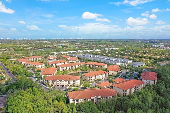 12936  Violino  LN, Naples, FL 34105