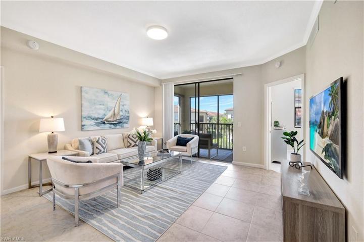 12936  Violino  LN, Naples, FL 34105