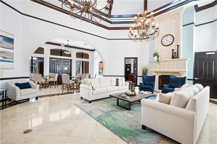 12936  Violino  LN, Naples, FL 34105