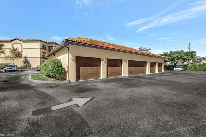 12936  Violino  LN, Naples, FL 34105