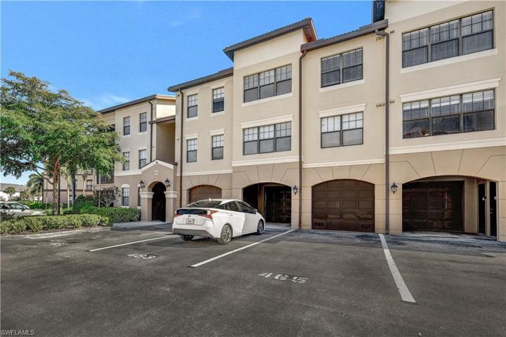 12936  Violino  LN, Naples, FL 34105