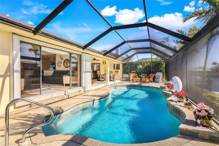 2556 Sw 28th Pl, Cape Coral, Florida 33914