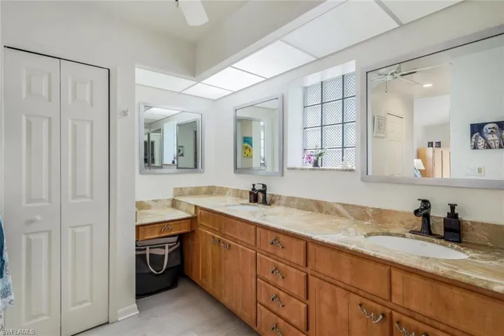 2556 Sw 28th Pl, Cape Coral, Florida 33914