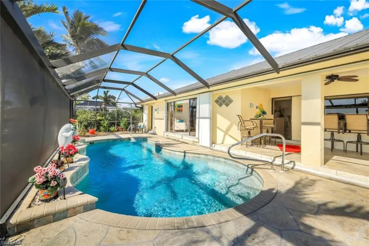 2556 Sw 28th Pl, Cape Coral, Florida 33914