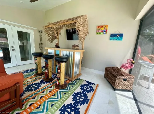 648  100th N AVE, Naples, FL 34108