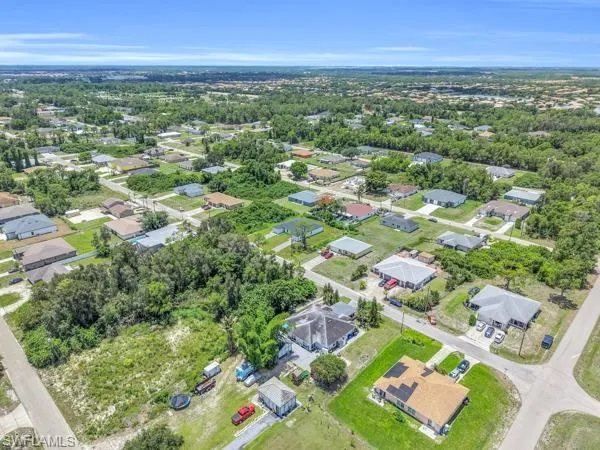 5137 26 St, Lehigh Acres, Florida 33973