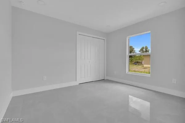 5137 26 St, Lehigh Acres, Florida 33973