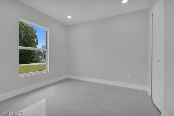 5137 26 St, Lehigh Acres, Florida 33973