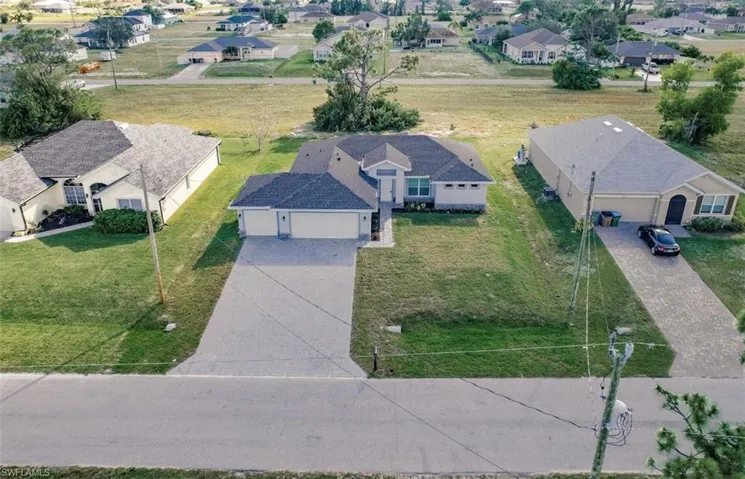 1802 NW 15th  TER, Cape Coral, FL 33993