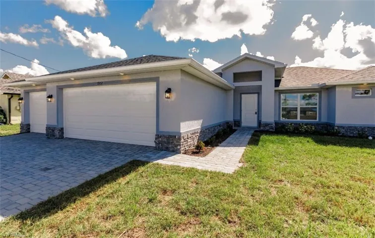 1802 NW 15th  TER, Cape Coral, FL 33993