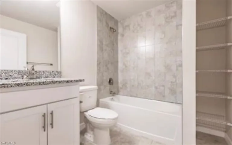 1802 NW 15th  TER, Cape Coral, FL 33993