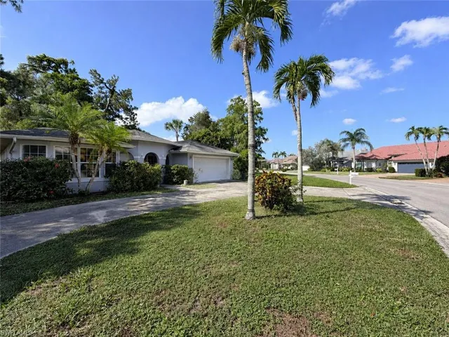5114 Mabry Dr, Naples, Florida 34112