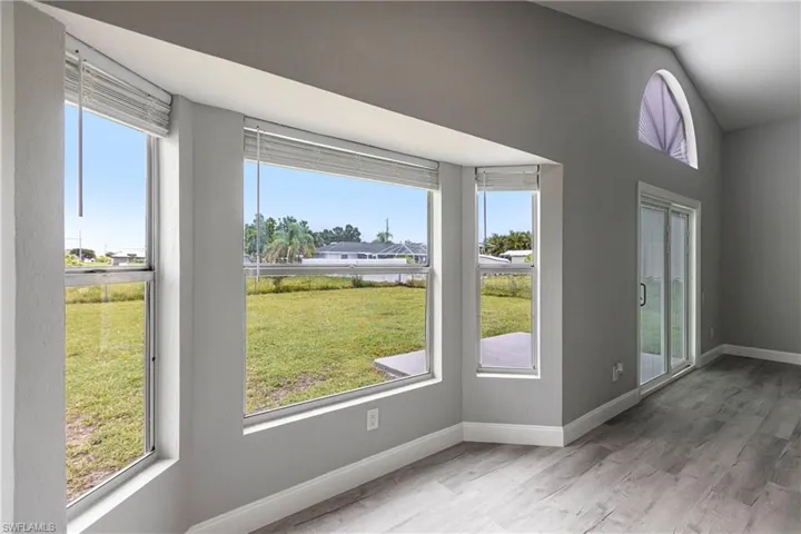 1214 NE 5th  PL, Cape Coral, FL 33909