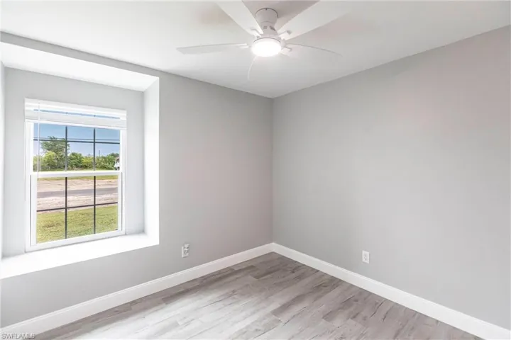 1214 NE 5th  PL, Cape Coral, FL 33909