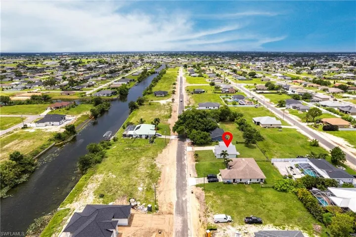 1214 NE 5th  PL, Cape Coral, FL 33909