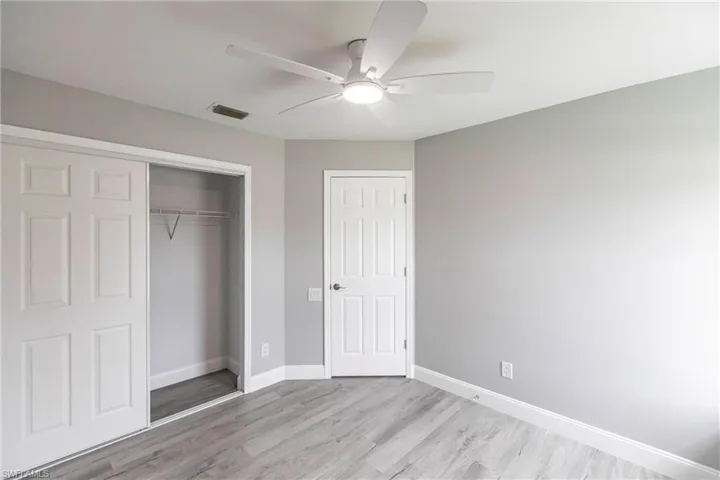 1214 NE 5th  PL, Cape Coral, FL 33909