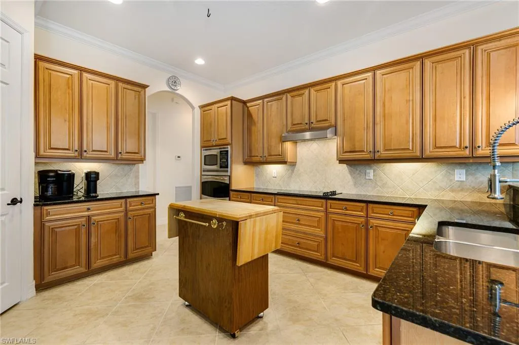 21106 Torre Del Lago ST, Estero, FL 33928,225007396