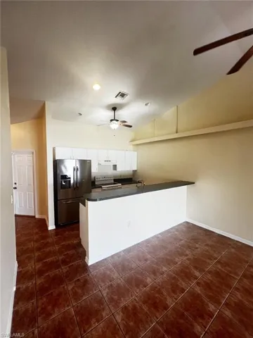 213 Se 23rd Pl, Cape Coral, Florida 33990