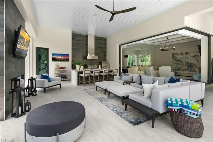 Seamless indoor/outdoor living