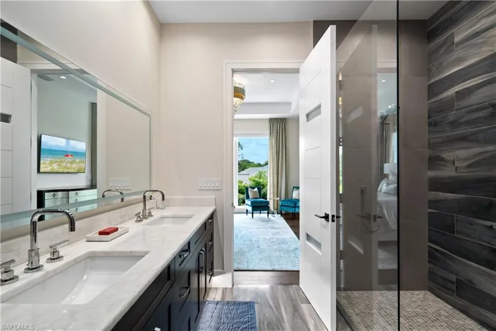 882 Cassena Rd, Naples, Florida 34108