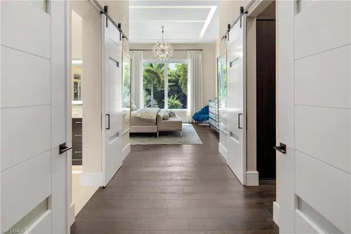 882 Cassena Rd, Naples, Florida 34108
