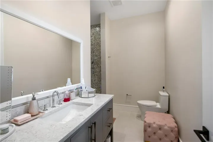 882 Cassena Rd, Naples, Florida 34108